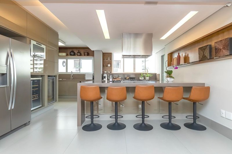 Apartamento 220m² em Higienópolis 3 dorm 2 suítes 1 vaga Rua Maranhão São Paulo - 