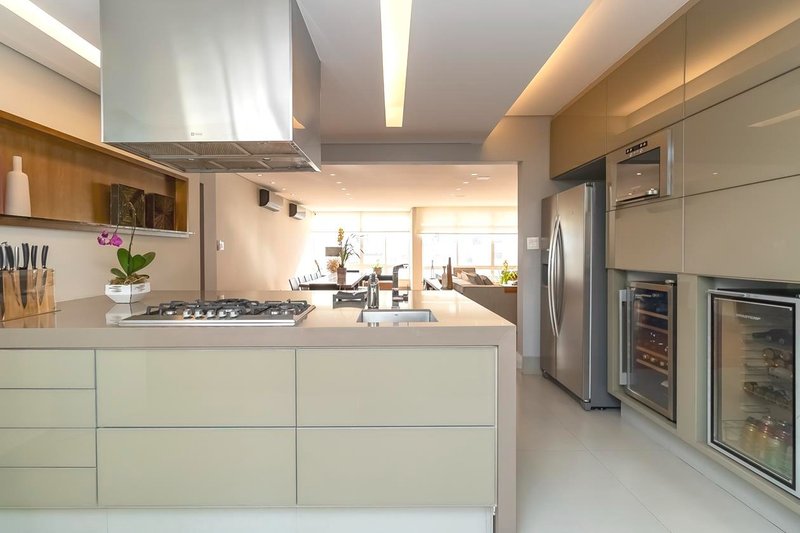 Apartamento 220m² em Higienópolis 3 dorm 2 suítes 1 vaga Rua Maranhão São Paulo - 