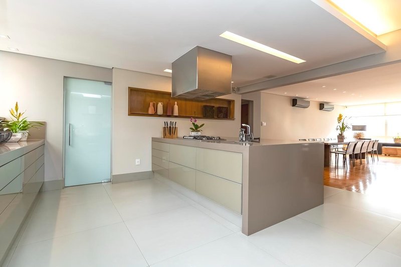 Apartamento 220m² em Higienópolis 3 dorm 2 suítes 1 vaga Rua Maranhão São Paulo - 