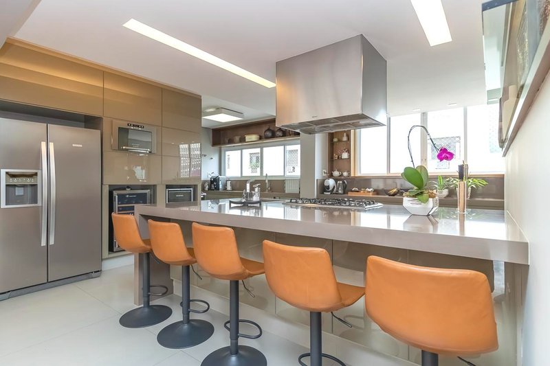 Apartamento 220m² em Higienópolis 3 dorm 2 suítes 1 vaga Rua Maranhão São Paulo - 