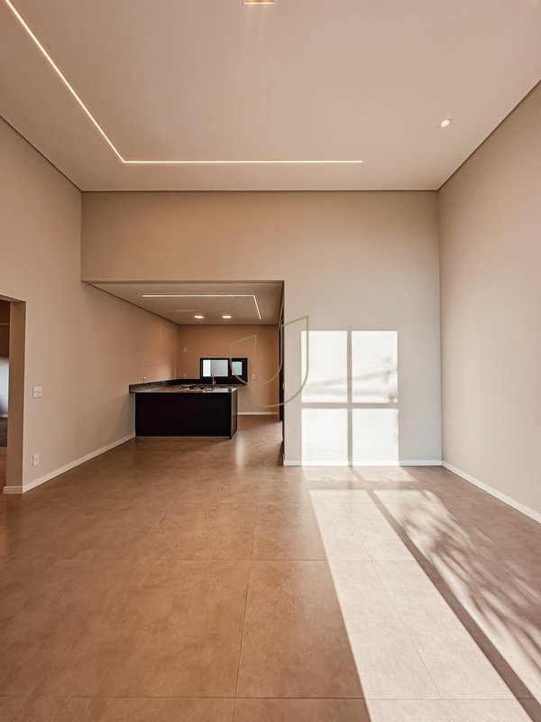 Casa Térrea com 3 Dormitórios no Reserva Aruanã Avenida Robson Custódio Machado São José dos Campos - 