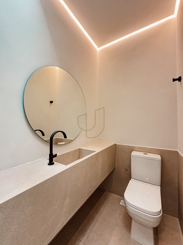 Casa Térrea com 3 Dormitórios no Reserva Aruanã Avenida Robson Custódio Machado São José dos Campos - 