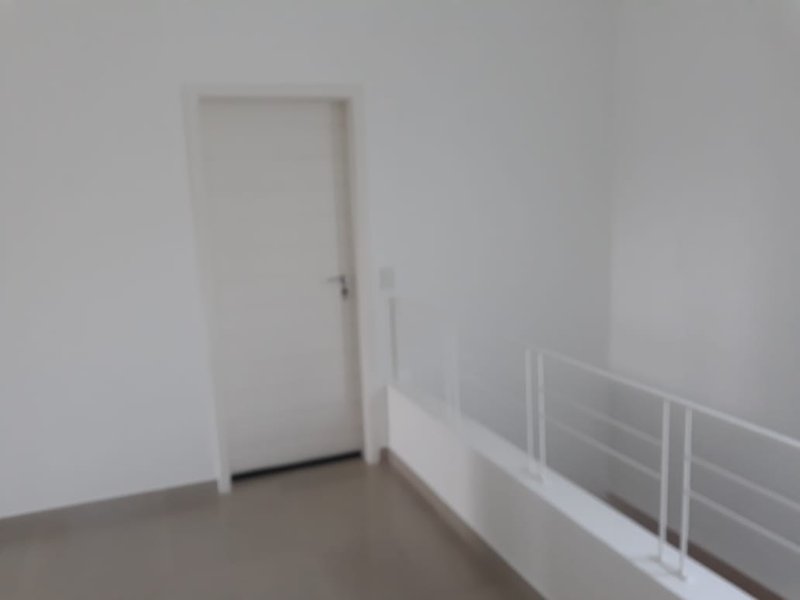 Casa mobiliada em condomínio de luxo Avenida Yojiro Takaoka Santana de Parnaíba - 
