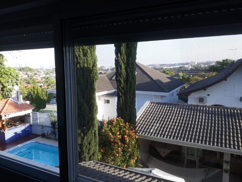 Casa mobiliada em condomínio de luxo Avenida Yojiro Takaoka Santana de Parnaíba - 