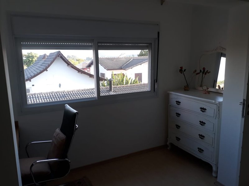 Casa mobiliada em condomínio de luxo Avenida Yojiro Takaoka Santana de Parnaíba - 