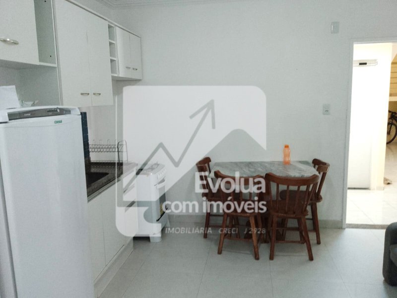 Aluguel R$ 1.700,00 KITNET Térreo Mobiliado, Condomínio Fechado Buraquinho - Lauro Freitas - Lauro de Freitas - 