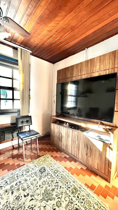 R$ 470.000 - CASA DE ALVENARIA - 150M2 - 3 DORM - SUÍTE - ESCRITÓRIO - 5 VAGAS Rua Padre João Batista Reus Porto Alegre - 