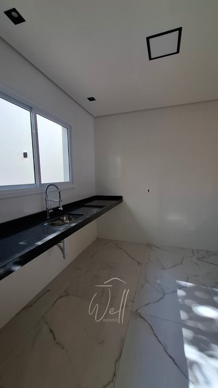 Sobrado novo no Bairro dos Casa em SBC 175m2 - 03 suítes - 04 vagas - São Bernardo do Campo - 