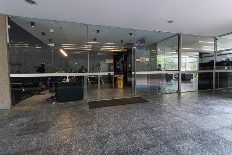 Conjunto Comercial 103m² na Vila Nova Conceição Rua Afonso Braz São Paulo - 