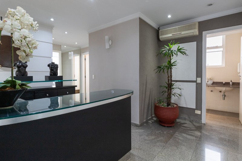 Conjunto Comercial 103m² na Vila Nova Conceição Rua Afonso Braz São Paulo - 