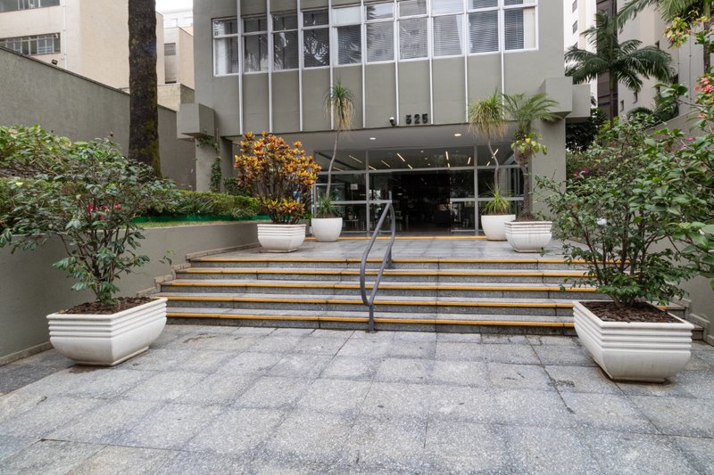 Conjunto Comercial 103m² na Vila Nova Conceição Rua Afonso Braz São Paulo - 