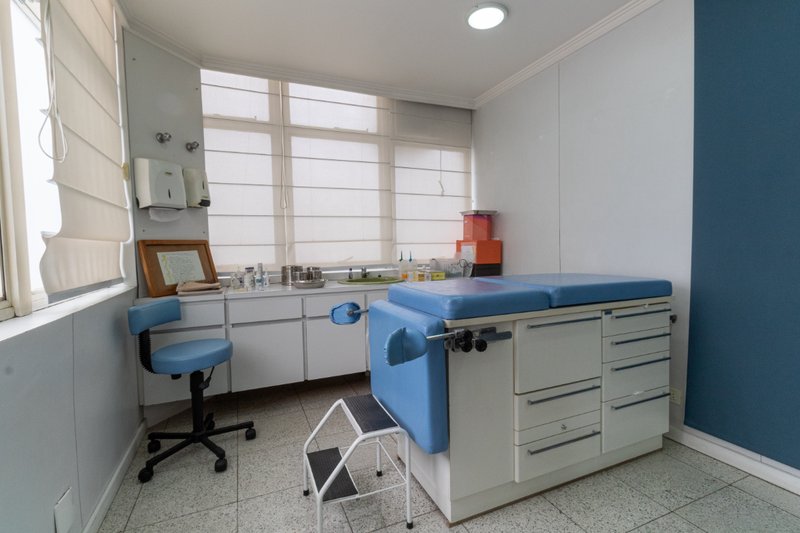 Conjunto Comercial 103m² na Vila Nova Conceição Rua Afonso Braz São Paulo - 