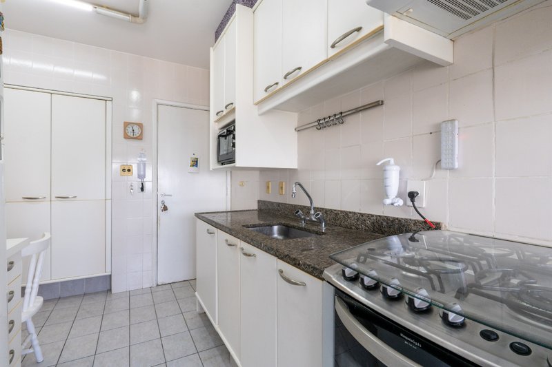 Apartamento 95m² na Fazenda Morumbi 2 suítes 2 vagas Rua Antônio Júlio dos Santos São Paulo - 