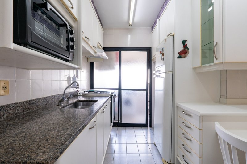 Apartamento 95m² na Fazenda Morumbi 2 suítes 2 vagas Rua Antônio Júlio dos Santos São Paulo - 