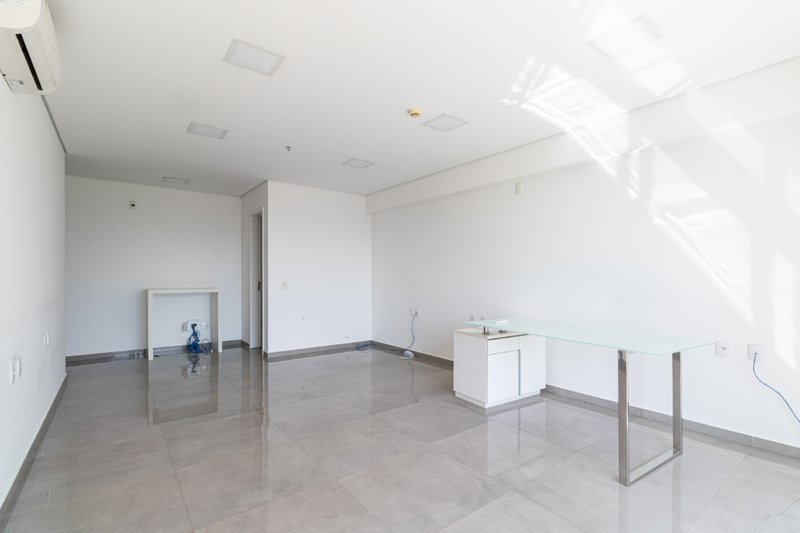 Conjunto Comercial 38m² na Barra Funda 1 vaga Avenida Marquês de São Vicente São Paulo - 