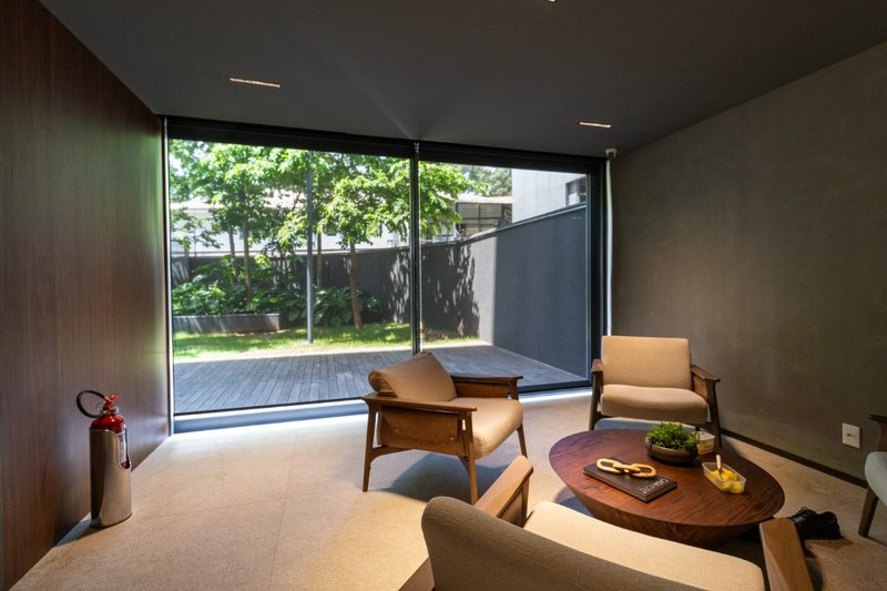Apartamento na Cidade Jardim com 84m² 1 suíte 1 vaga Rua Itapé-acu São Paulo - 