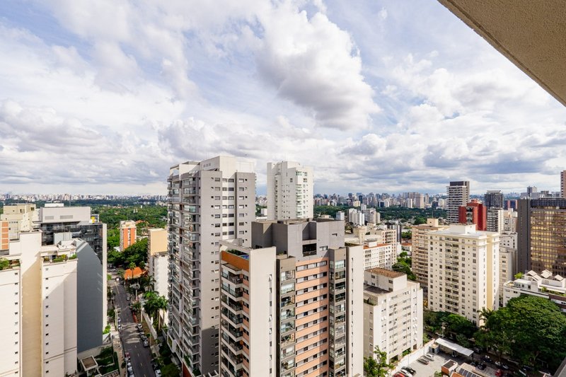 Apartamento 163m² em Pinheiros 3 suítes 2 vagas Rua João Moura São Paulo - 