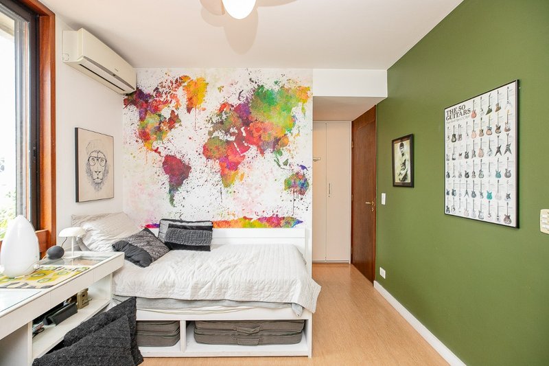 Apartamento 225m² no Itaim Bibi 3 suítes 3 vagas Rua Lopes Neto São Paulo - 
