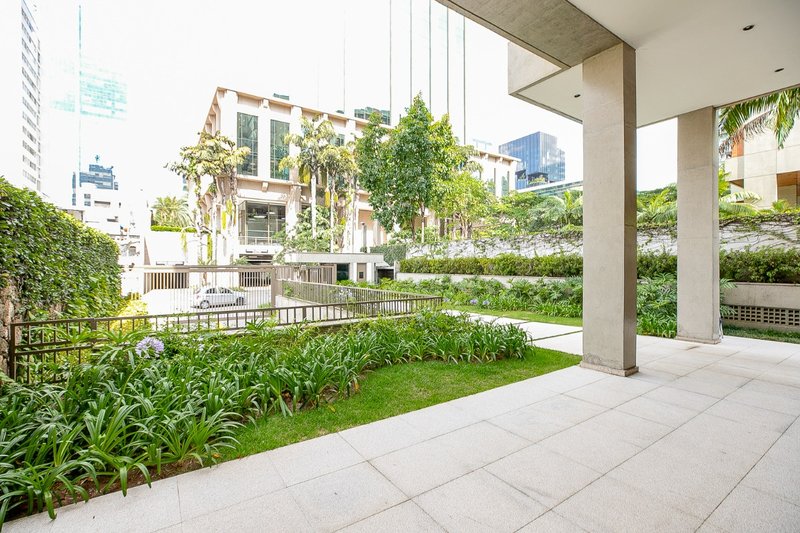 Apartamento 225m² no Itaim Bibi 3 suítes 3 vagas Rua Lopes Neto São Paulo - 
