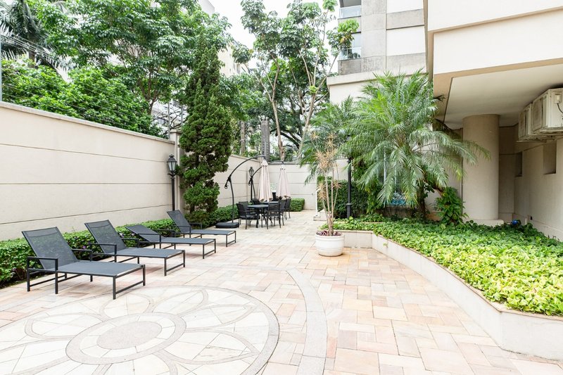 Apartamento 190m² no Jd Paulista 3 suítes 4 vagas Rua Pamplona São Paulo - 