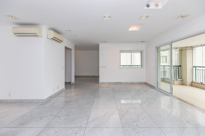 Apartamento 190m² no Jd Paulista 3 suítes 4 vagas Rua Pamplona São Paulo - 