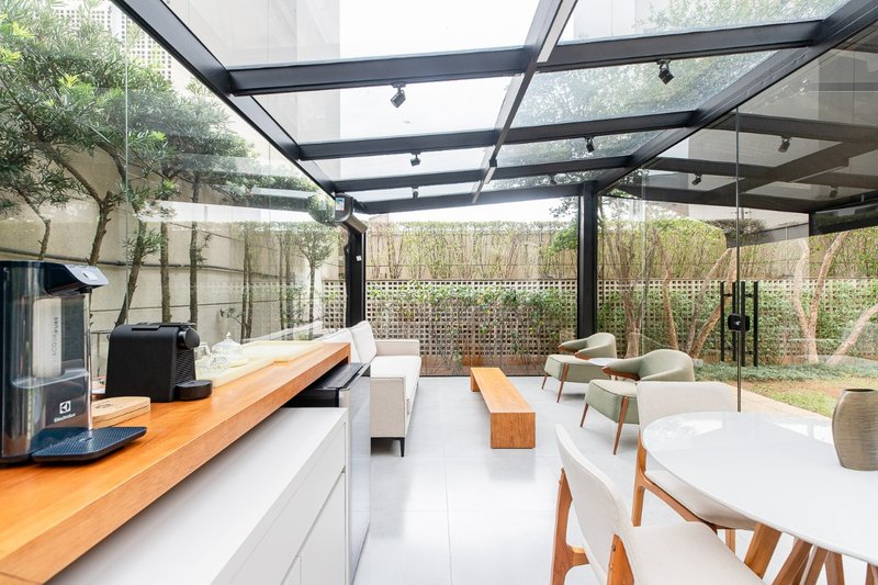 Apartamento 190m² no Jd Paulista 3 suítes 4 vagas Rua Pamplona São Paulo - 