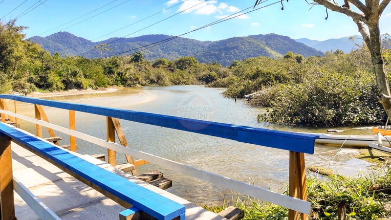 Flat aconchegante na Praia de Juquehy - À VENDA - São Sebastião - 