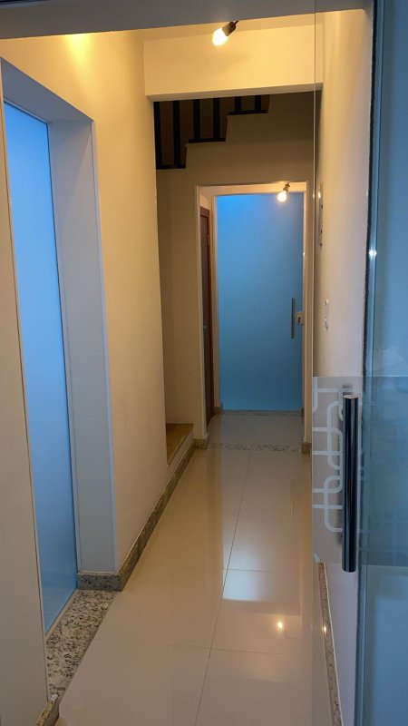 Casa de 230,00 m² - RODEIO - 