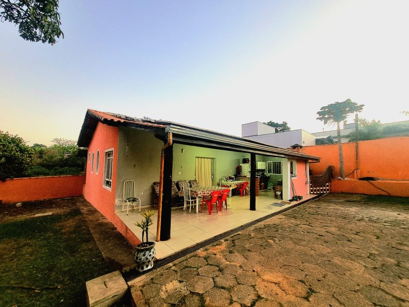 Chacara à VENDA, 1300m², Dorm. 1 Suíte - Energia Solar - R$ 498.000 - Araçoiaba da Serra Estrada de Aparecida Araçoiaba da Serra - 