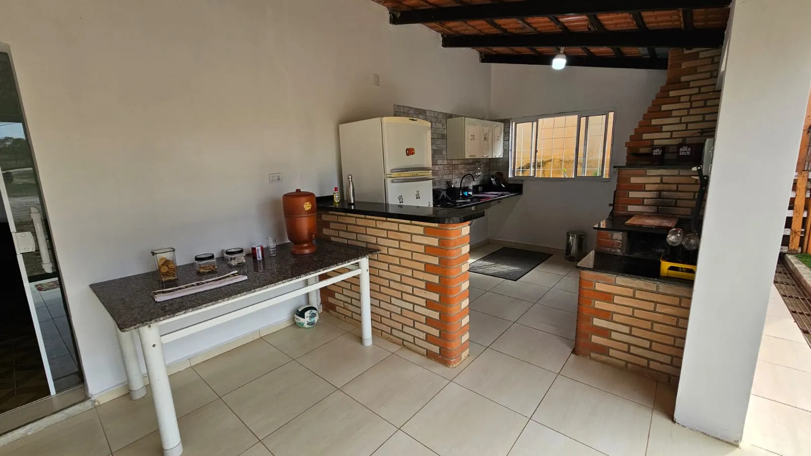Chacara &agrave; VENDA, 1300m - 3 Dorm. 1 Su&iacute;te - Energia Solar - R$ 430.000 - Ara&ccedil;oiaba da Serra Estrada de Aparecida Araçoiaba da Serra - 