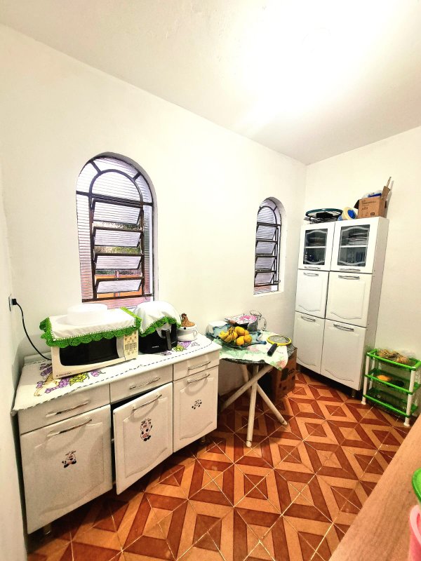 Chacara à VENDA, 1300m², Dorm. 1 Suíte - Energia Solar - R$ 498.000 - Araçoiaba da Serra Estrada de Aparecida Araçoiaba da Serra - 