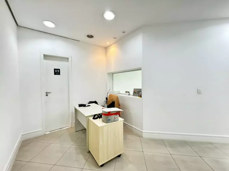 VENDE-SE CONJUNTO COMERCIAL – 135M2 – PAULISTA - 5min do metrô Alameda Ministro Rocha Azevedo São Paulo - 