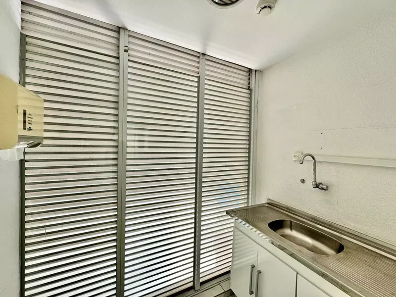 VENDE-SE CONJUNTO COMERCIAL – 135M2 – 5 VAGAS - PAULISTA Alameda Ministro Rocha Azevedo São Paulo - 