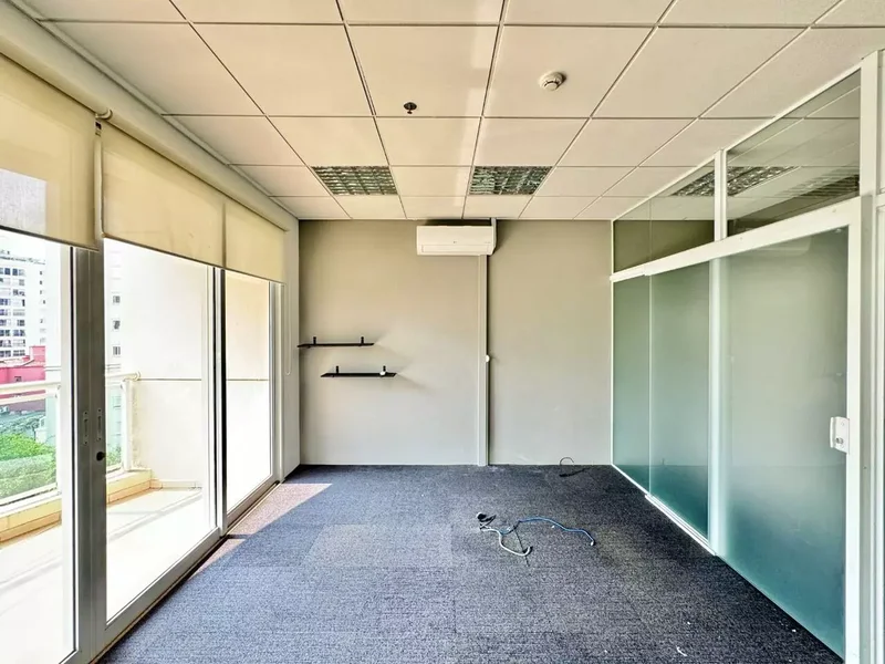 VENDE-SE CONJUNTO COMERCIAL – 135M2 – 5 VAGAS - PAULISTA Alameda Ministro Rocha Azevedo São Paulo - 