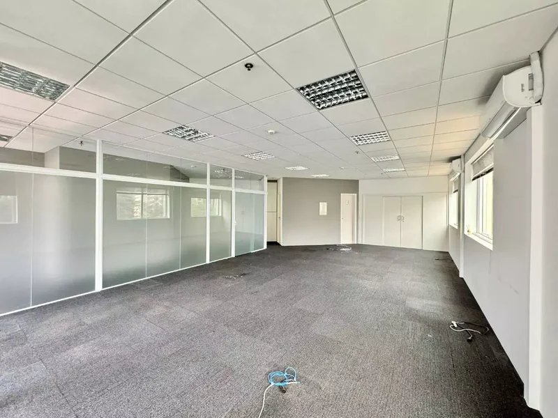 VENDE-SE CONJUNTO COMERCIAL – 135M2 – 5 VAGAS - PAULISTA Alameda Ministro Rocha Azevedo São Paulo - 