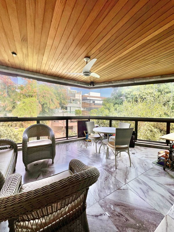 Apartamento de 3 quartos no Jardim Oceânico - Rio de Janeiro - 