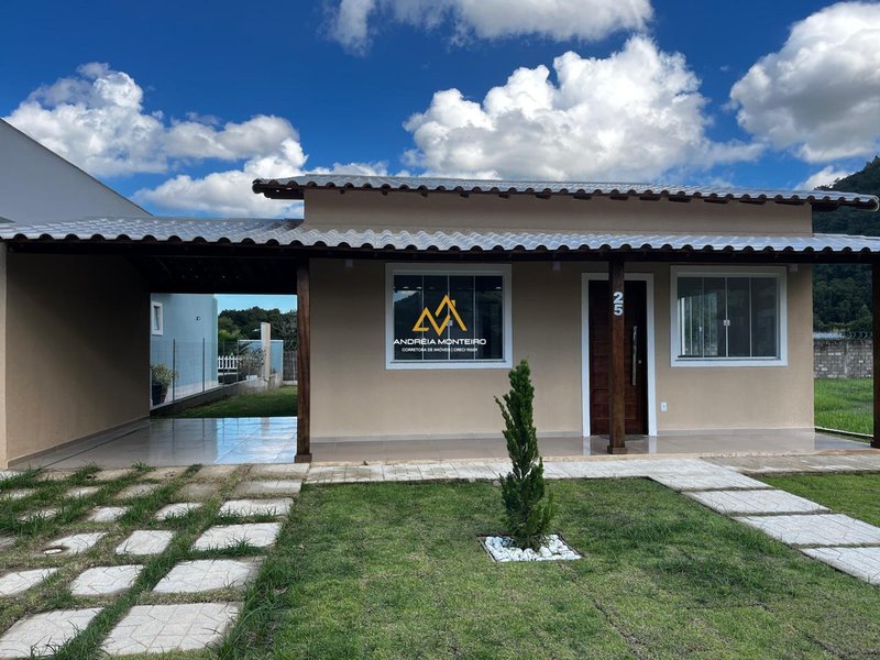 Casa com 3 dormitórios á venda, 110m² por R$ 480.000- Cond. Vivere São José de Imbassaí Rua João Da Cunha Abreu Maricá - 