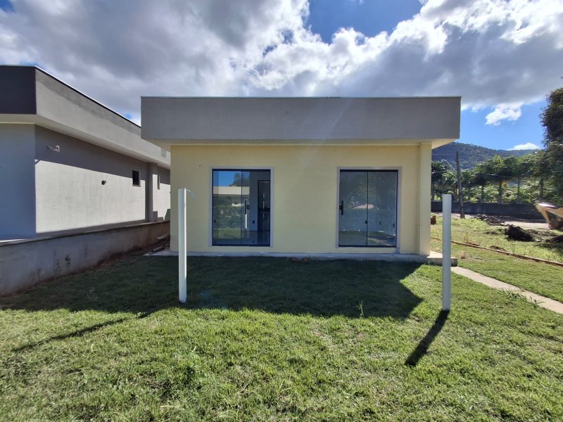 Casa com 3 dormitórios á venda, 116m² por R$ 590.000 - Cond. Vivere São José de Imbassaí Rua João Da Cunha Abreu Maricá - 