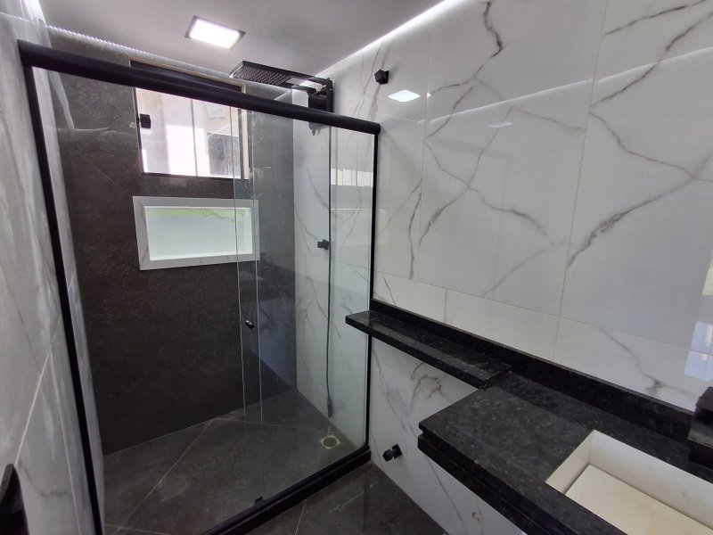 Casa com 3 dormitórios á venda, 116m² por R$ 590.000 - Cond. Vivere São José de Imbassaí Rua João Da Cunha Abreu Maricá - 