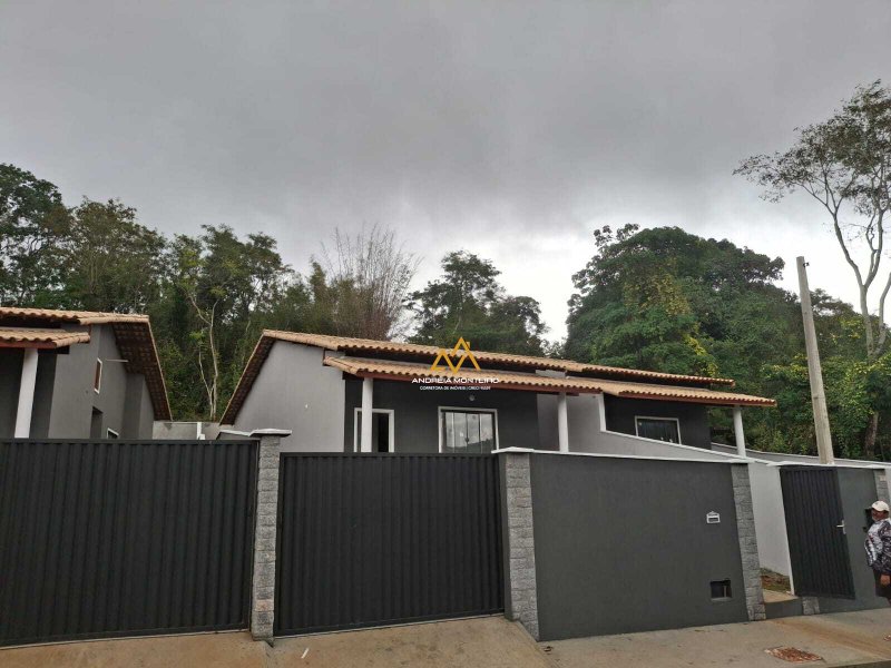Casa com 2 quartos à venda, 75 m² por R$ 390.000,00 - São José de Imbassaí - Maricá/RJ - Maricá - 