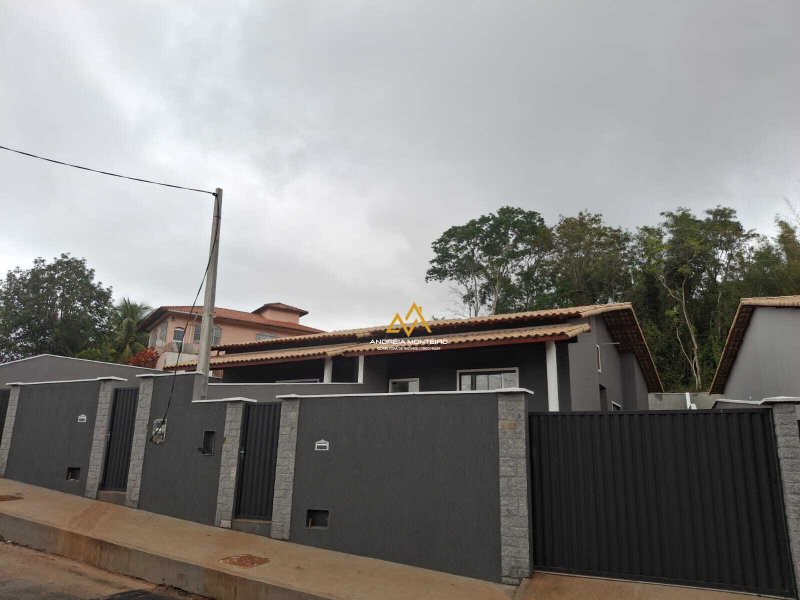 Casa com 2 quartos à venda, 75 m² por R$ 390.000,00 - São José de Imbassaí - Maricá/RJ - Maricá - 