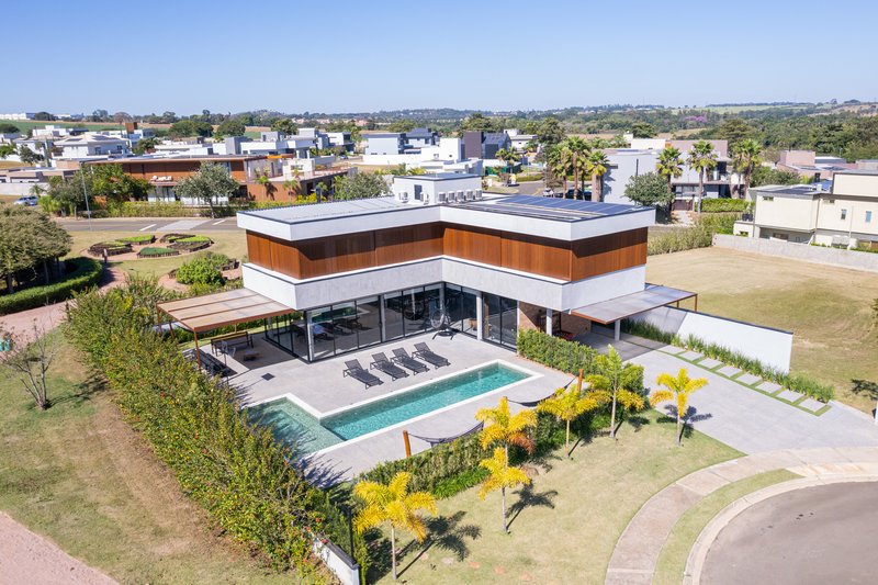  Casa de Luxo no Condomínio Tamboré – Jaguariúna, SP Estrada Municipal Alberto Macedo Júnior Jaguariúna - 