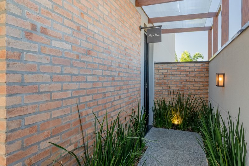  Casa de Luxo no Condomínio Tamboré – Jaguariúna, SP Estrada Municipal Alberto Macedo Júnior Jaguariúna - 