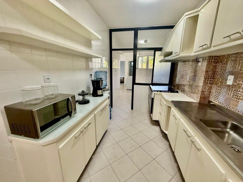 APARTAMENTO 3/4  3 SUITES ALUGUEL  EM ONDINA!! Rua Morro do Escravo Miguel Salvador - 
