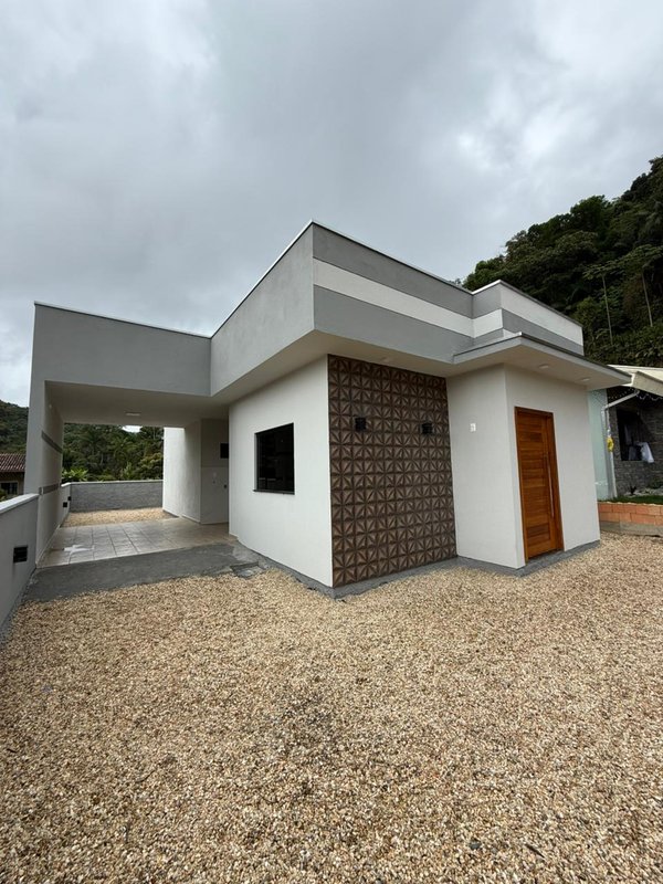 Casa em  Condomínio na Guabiruba-sul - Guabiruba - 