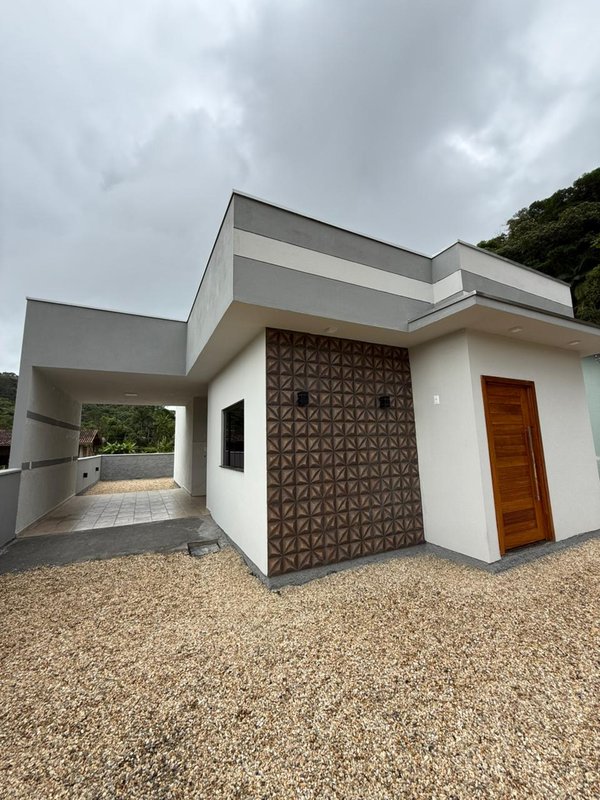 Casa em  Condomínio na Guabiruba-sul - Guabiruba - 