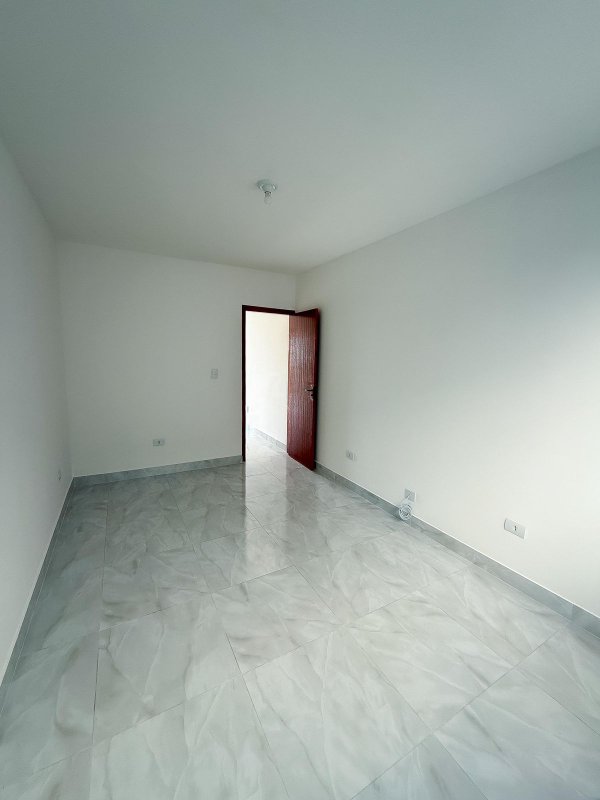 LINDISSIMA CASA NO PORTAL DA ESTAÇÃO - Franco da Rocha - 