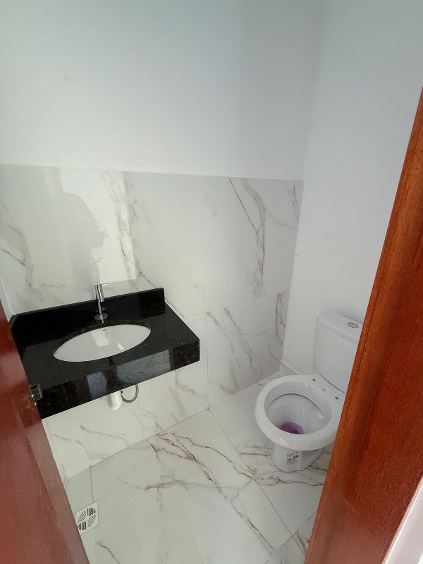 LINDISSIMA CASA NO PORTAL DA ESTAÇÃO - Franco da Rocha - 