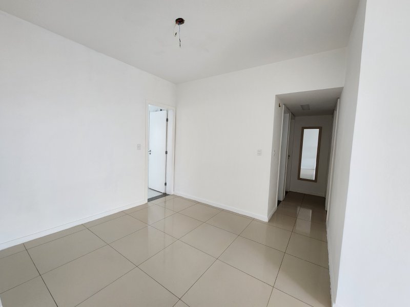 APARTAMENTO NASCENTE VISTA MAR 3 QUARTOS 2 SUÍTES 2 GARAGENS À VENDA NO RIO VERMELHO! Avenida Cardeal da Silva Salvador - 