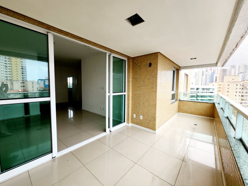 APARTAMENTO NASCENTE VISTA MAR 3 QUARTOS 2 SUÍTES 2 GARAGENS À VENDA NO RIO VERMELHO! Avenida Cardeal da Silva Salvador - 